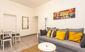 Lovely Apartment Close To The Beach